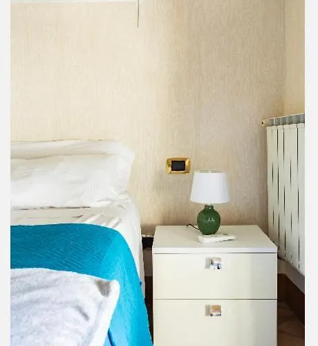 Centro 2 Da 2 A 4 Posti "residenze Romane " דירה