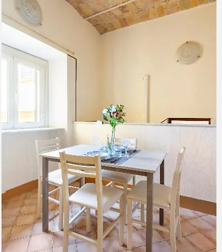 Centro 2 Da 2 A 4 Posti "residenze Romane " * רומא